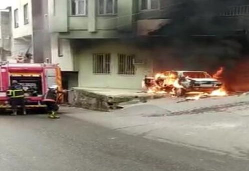 Urfa'da otomobil alev alev yandı