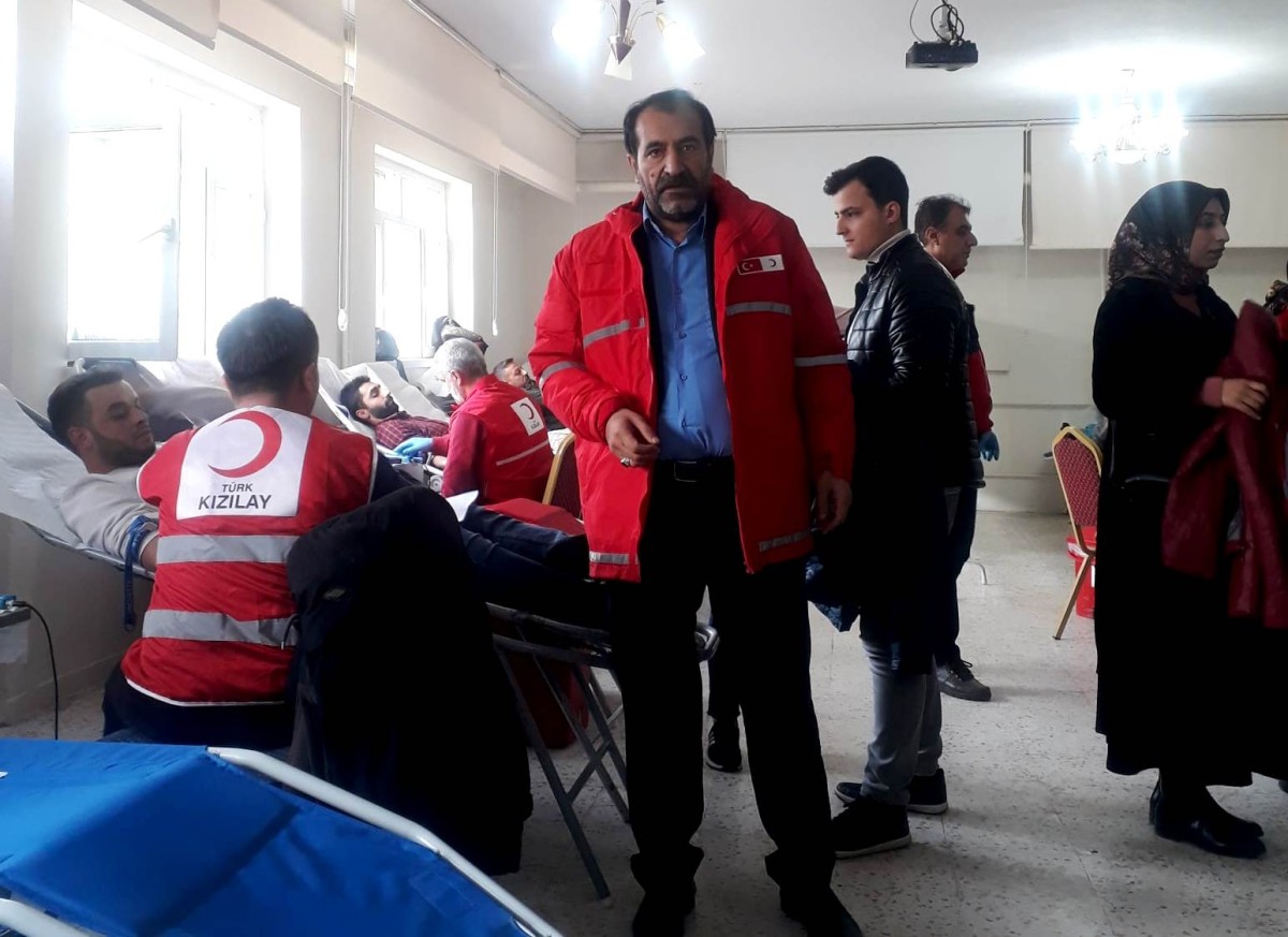 Hilvan Kızılay, kan bağışı toplamada Türkiye 1.’si