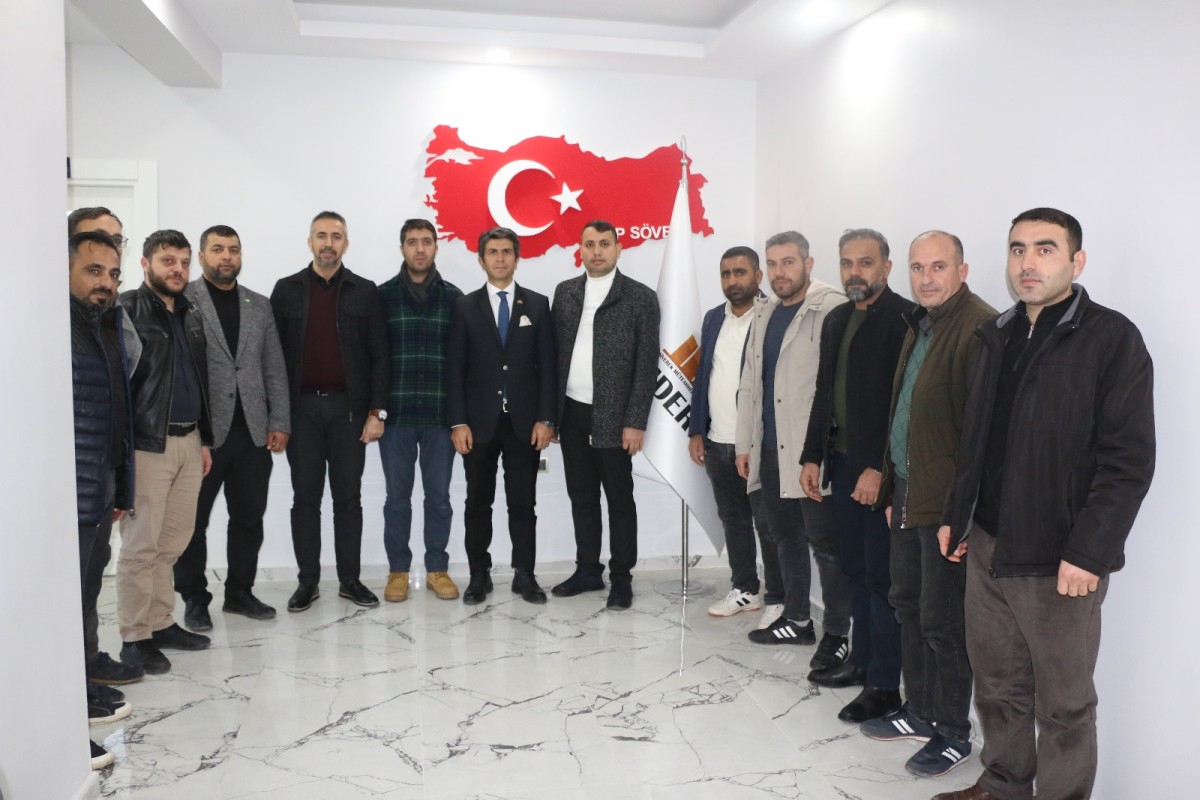 HÜDA PAR Şanlıurfa Büyükşehir Belediye Başkan Adayı Emin Özaslan'dan Siverek'e ziyaret