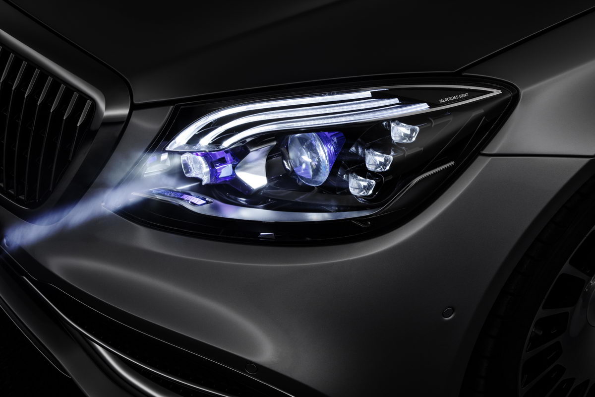 Mercedes-Benz Farlar