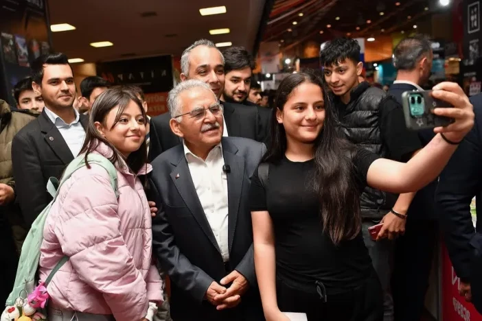 Memduh Büyükkılıç açıkladı: Erkilet'e uzanan tramvay ve TÜRKSOY başkenti