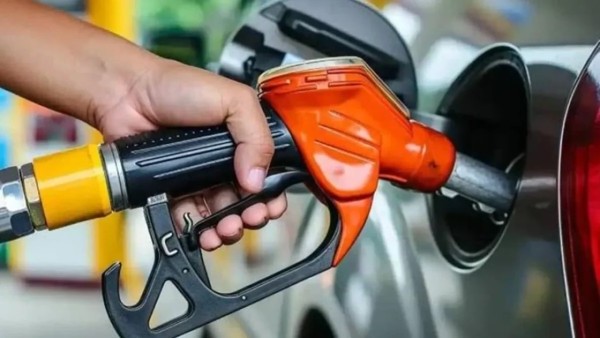 Motorine 2,28 TL, benzine 95 kuruş zam: İstanbul, Ankara, İzmir’de yeni fiyatlar