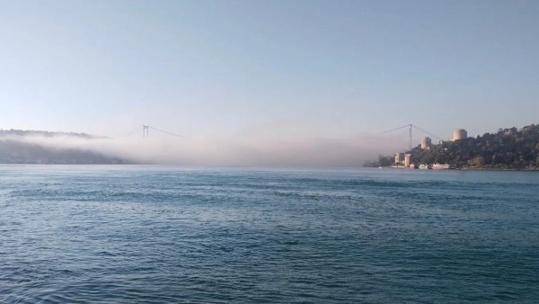 İstanbul'da Yoğun Sis Etkileri: Vapur Seferleri İptal