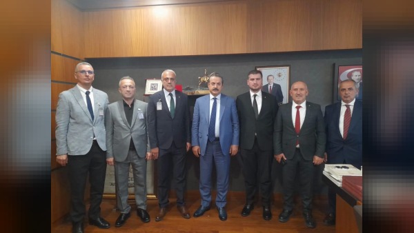 Artvin’de Devam Eden Yatırımlar ve Yeni Projeler Milletvekili Çelik’e Sunuldu