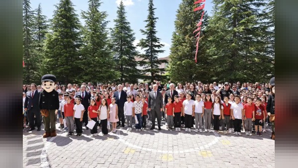 Çorum’da 83 bin 402 öğrenci karne alarak 2025-2026 eğitim yılını tamamladı