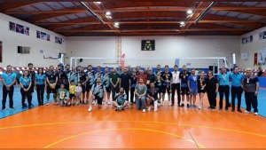 Hatay’da resmi kurumlar arasında voleybol turnuvası Kırıkhan’ın şampiyonluğuyla tamamlandı