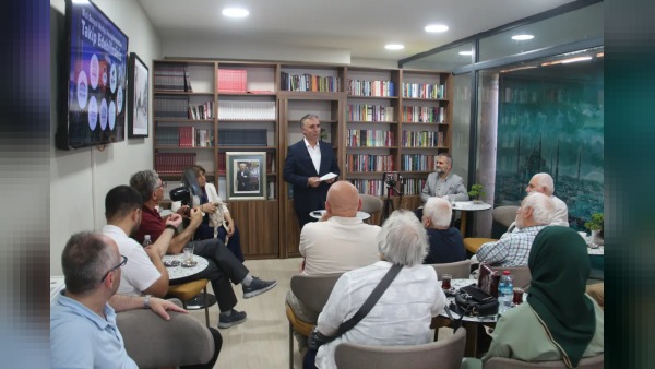 Mahmut Bıyıklı, Babıali Sohbetleri’nde D. Mehmet Doğan’ın Türkçe ve kültür mirasını anlattı