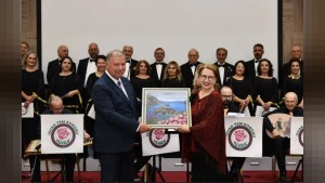 ISVAK Türk Sanat Müziği Topluluğu'nun ITSO'daki konseri iki saat sürdü