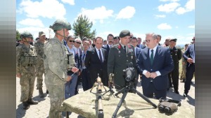 Kars’ta 14. Mekanize Tugay Komutanlığı etkinliğinde 2235 yıllık Türk Kara Kuvvetleri kutlandı